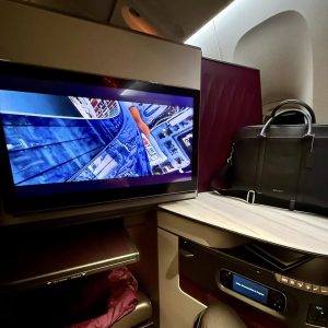 In-Flight-Entertainment-on-Qatar-Airways