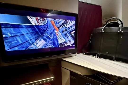 In-Flight-Entertainment-on-Qatar-Airways