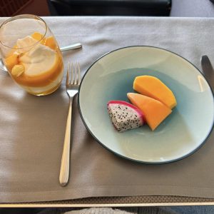 refreshing-fruit-platter