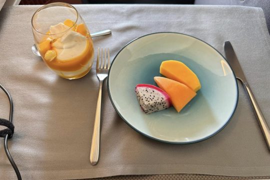 refreshing-fruit-platter