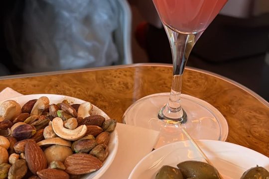 inflight-snack-and-drink