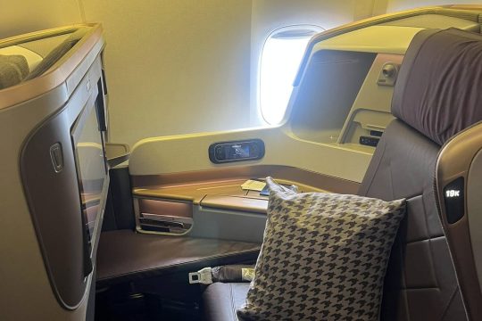 spacious-seat -in-Singapore-Airlines