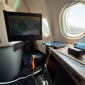 Lie-flat-business-class-seat