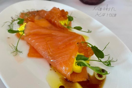 smoked-salmon-dish-qatar-airways