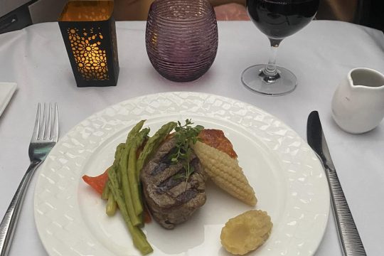 inflight-gourmet-dining