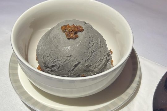 Dessert-served-during-journey