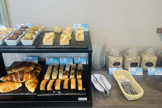 Turkish-Airlines-Lounge-Buffet