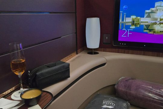 Qatar-Airways-A380-First-Class-suite