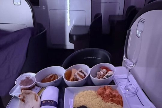 in-flight-meal