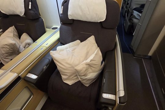 Lufthansa-First-Class-Cabin-Seating