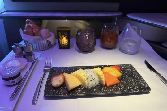 Business-Class-Breakfast-Setup