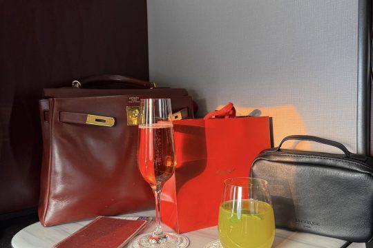 travel-with-qatar-airways