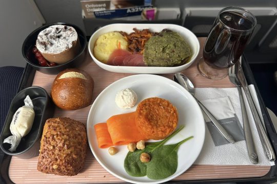 Lufthansa-in-flight-meal