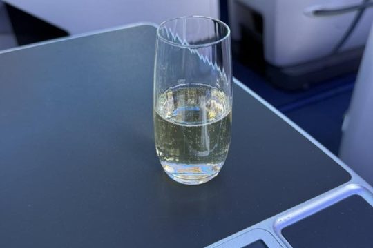 Welcome-drink-on-AirAstan