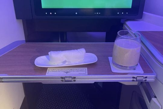 legroom-space-on-flight