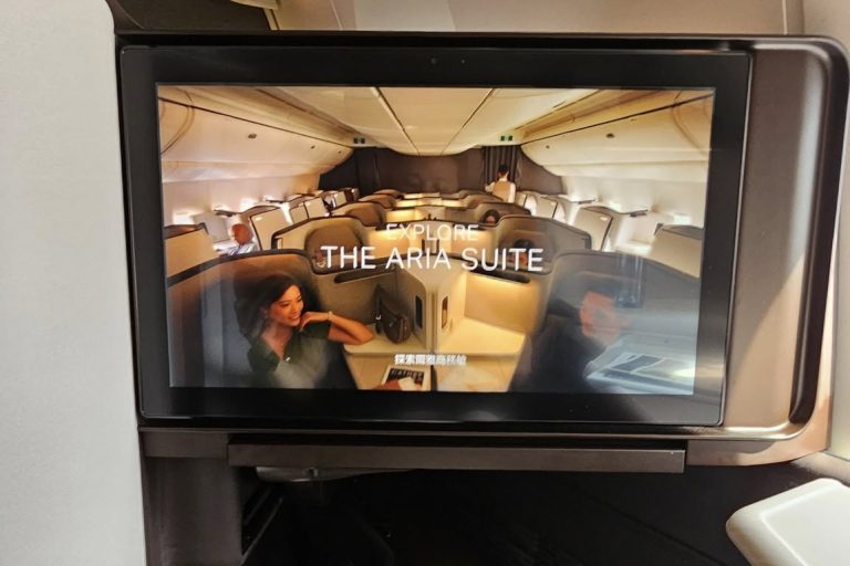 24-inch 4K in-flight entertainment screen