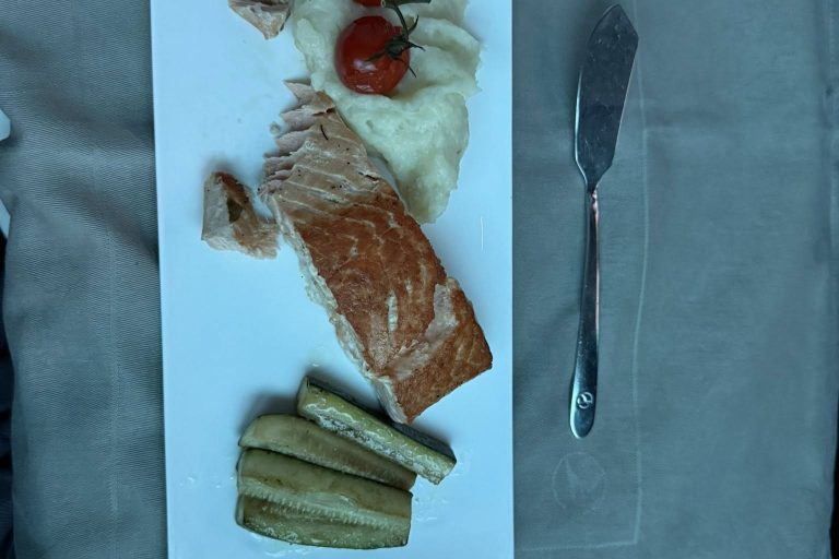 Nicely plated meal, but the taste didn’t match the look

