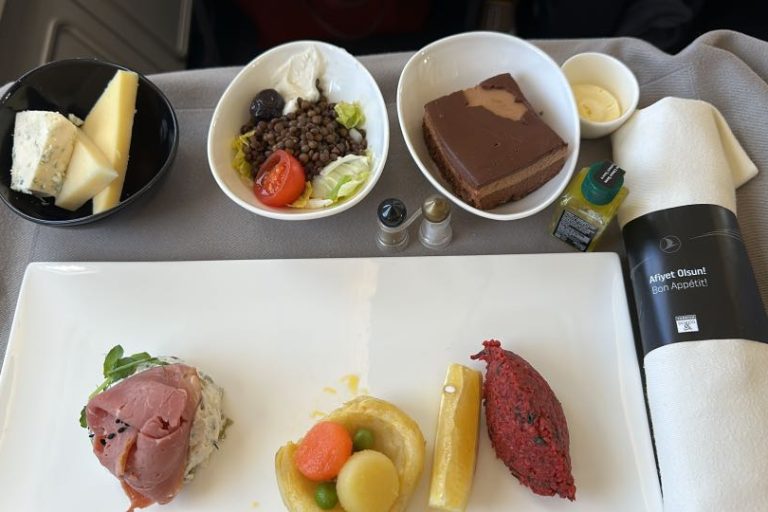 Meal served on TK 1954 flight