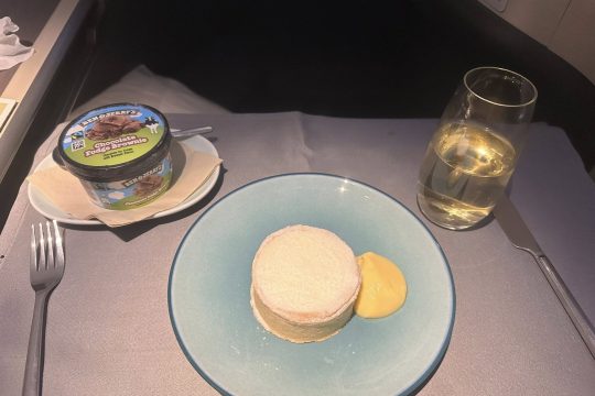 Business-Class-dessert