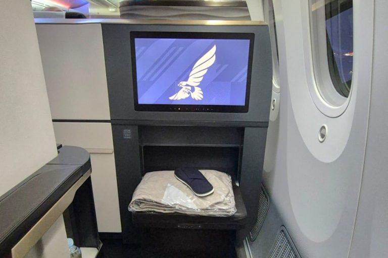  Spacious and comfy seat