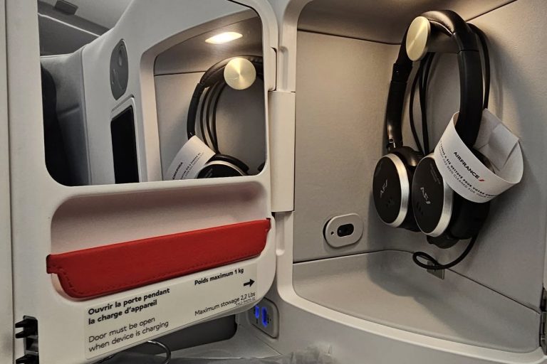 Air France Business Class Storage