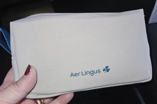 Business-Class-Amenity-Kit