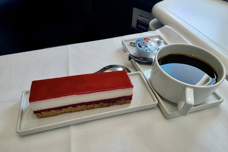 Dessert and Coffee Combo

